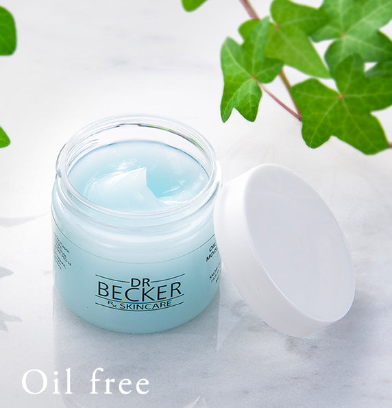 Oil-free and breathable gel cream that absorbs quickly and moisturizes without stickiness.